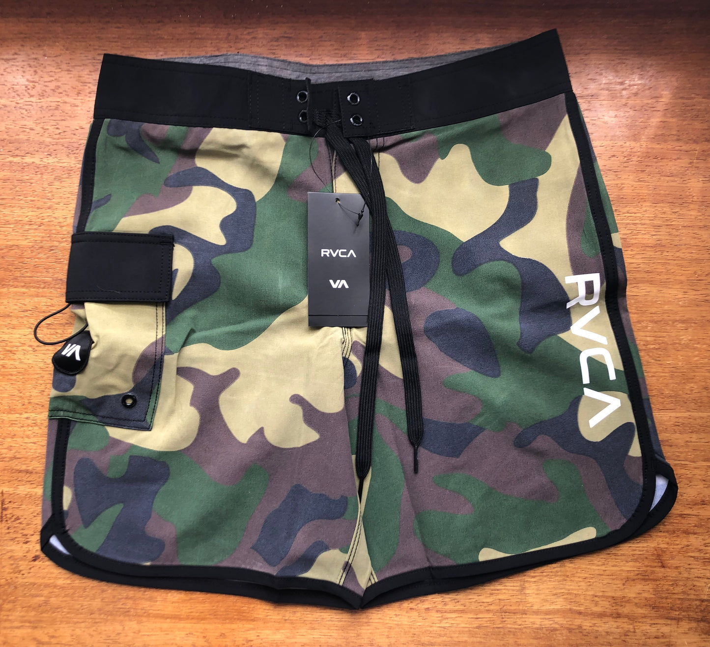 Short RVCA #1